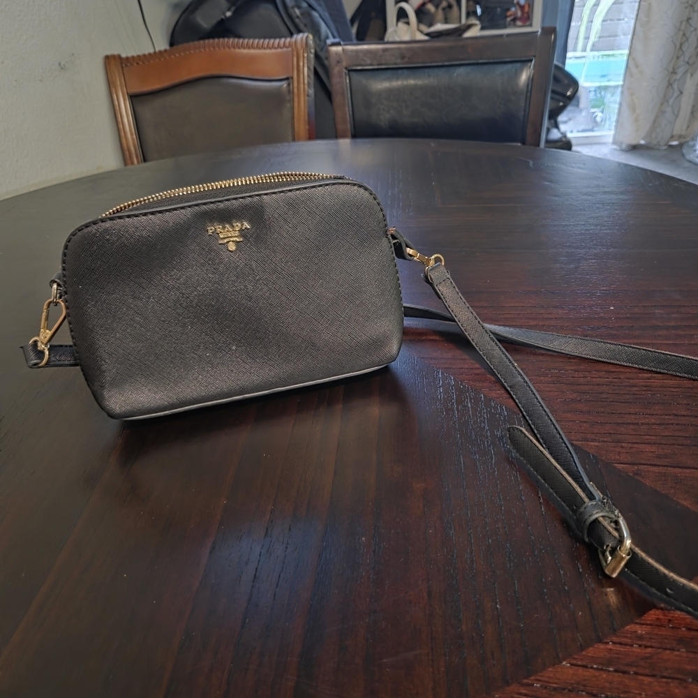 Prada Milano Zipper Detail Bag - Picture 3 of 16